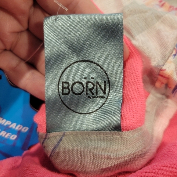 New born flamingo scarf/wrap with tassels - Picture 5 of 6